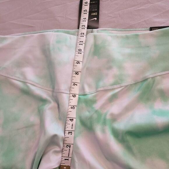 Nike tie dye active athletic workout leggings plus size‎ 2X new! - Picture 6 of 12